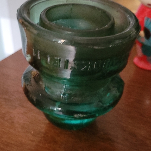 Turquoise Vintage Glass Insulator - Picture 6 of 13